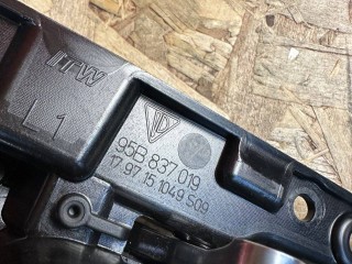 ручка внутренняя передняя левая Porsche Macan 1 поколение 2015, 95B837019