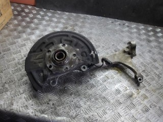 ступица передняя левая Audi A6 C5 [рестайлинг] 2004, 2.5 л., дизель, АКПП, универсал