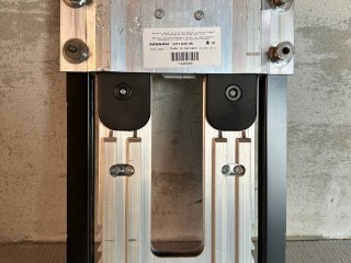 подголовник Infiniti G 4 поколение [рестайлинг] 2013, 3.7 л., VQ37VHR, бензин, АКПП, черный, кабриолет, задний привод, 73610JJ50A