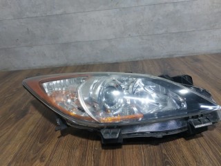 фара правая Mazda 3 BL (2008 - 2011), правый руль, BBP2510K0G, BBP2510K0J, BBP2510K0L, BBP2510K0K
