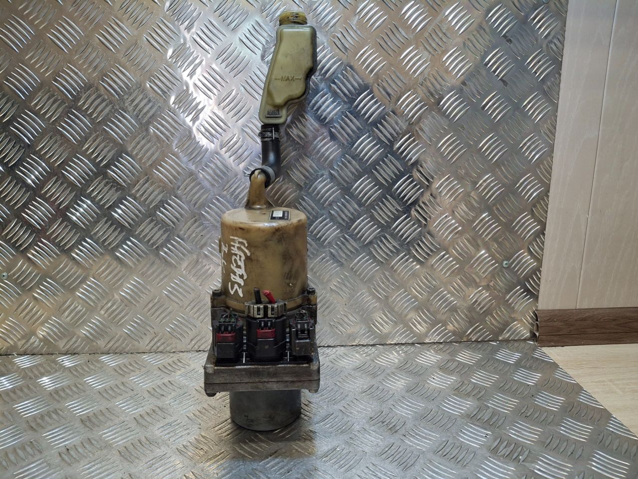 электрогидроусилитель руля Mazda 3 BK (2003 - 2005), BP4L32650E, BP4L32650F, BP4L32650G, BP4L32650H, BP4L32650J - фото №1