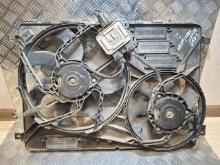вентилятор радиатора Land Rover Freelander 2 поколение L359 (2006 - 2010), 2.2 л., 224DT, дизель, LR002660, 6G918C607BE, 6G918C607BD, LR011905