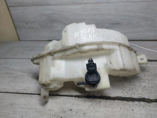 бачок омывателя Mazda 3 1 поколение [рестайлинг] BK (2006 - 2008), седан, BN9B67480D, BN9B67480C