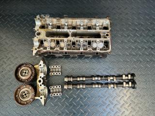 головка блока цилиндров Ford Fiesta 6 поколение (2008 - 2013), 1.6 л., TSJA, бензин, RFAE8G6090BA