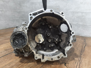 КПП механическая (МКПП) Volkswagen Golf 6 поколение (2008 - 2012), 1.4 л., TSI, CAVD, бензин, МКПП, передний привод, 02S300046P, KWB