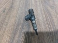 форсунка Volkswagen Golf 5 поколение (2003 - 2009), 2.0 л., TDi PD, CBDB, дизель, 03G130073G, 0414720404 - фото №2