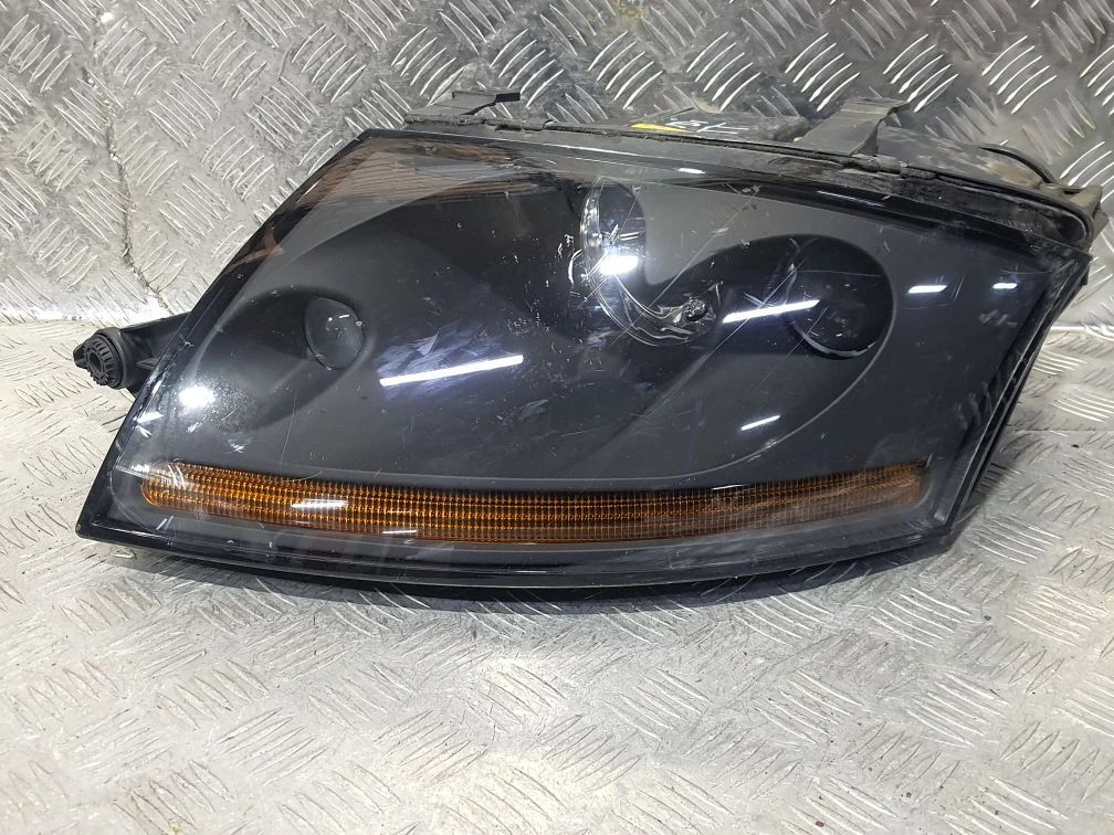 фара левая Audi TT 8N (1998 - 2003), правый руль, 8N0941003BN - фото №1