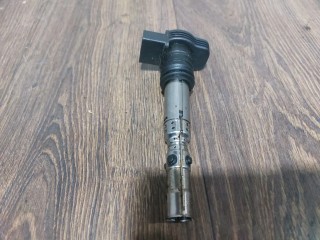 катушка зажигания Audi A6 C5 [рестайлинг] (2001 - 2005), 2.7 л., ARE, бензин, 06A905115D