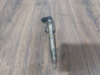 форсунка Renault Scenic 3 поколение [2-й рестайлинг] (2013 - 2016), 1.5 л., DCi, K9K 636, дизель, 166006212R, 8201100113