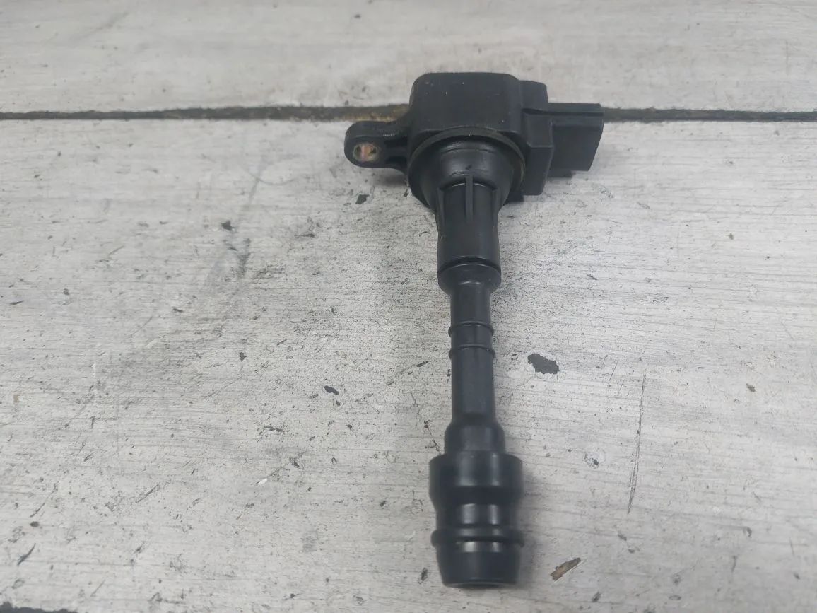 катушка зажигания Infiniti QX56 1 поколение JA60 (2004 - 2007), 5.6 л., бензин, 224487S015 - фото №1