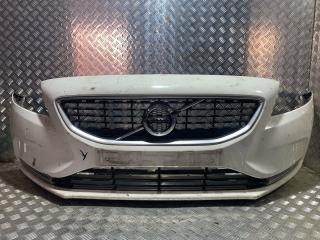 бампер передний Volvo V40 2 поколение MV (2012 - 2016), белый, 39814150