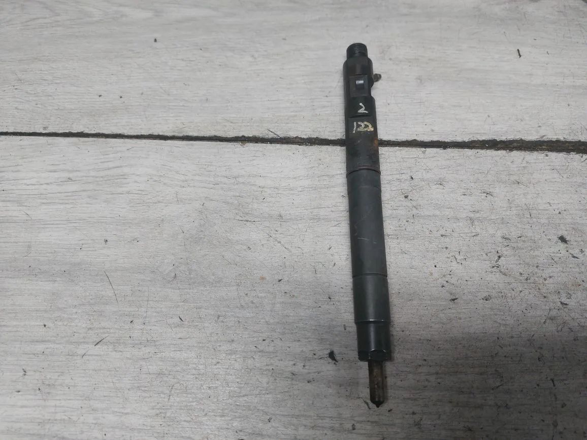 форсунка Great Wall Hover H5 1 поколение (2011 - 2015), 2.0 л., GW4D20, дизель, 1100100ED01 - фото №1