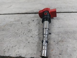 катушка зажигания Audi A4 B6 (2000 - 2006), 2.0 л., ALT, бензин, 06C905115L, 06C905115H