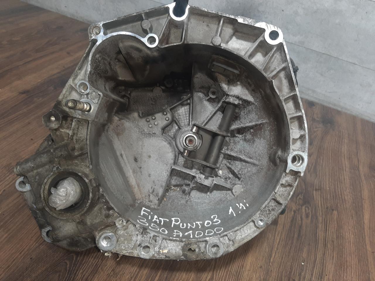 PКПП Fiat Grande Punto 1 поколение 199 (2006 - 2008), 1.4 л., 350 A1.000, бензин, 71752943 - фото №1