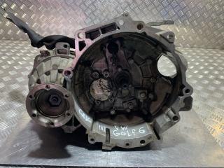 КПП механическая (МКПП) Volkswagen Golf 6 поколение (2008 - 2012), 1.4 л., TSI, CAVD, бензин, МКПП, передний привод, 02S300046P, KWB