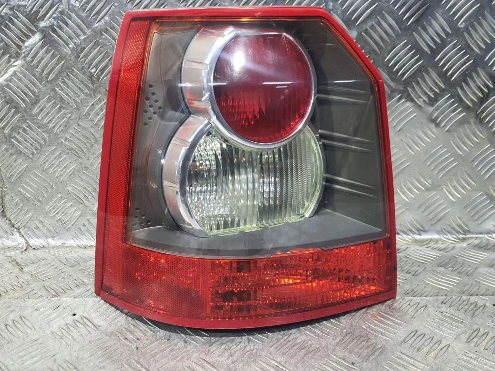 фонарь задний левый Land Rover Freelander 2 поколение (2006 - 2010), LR006130 - фото №1