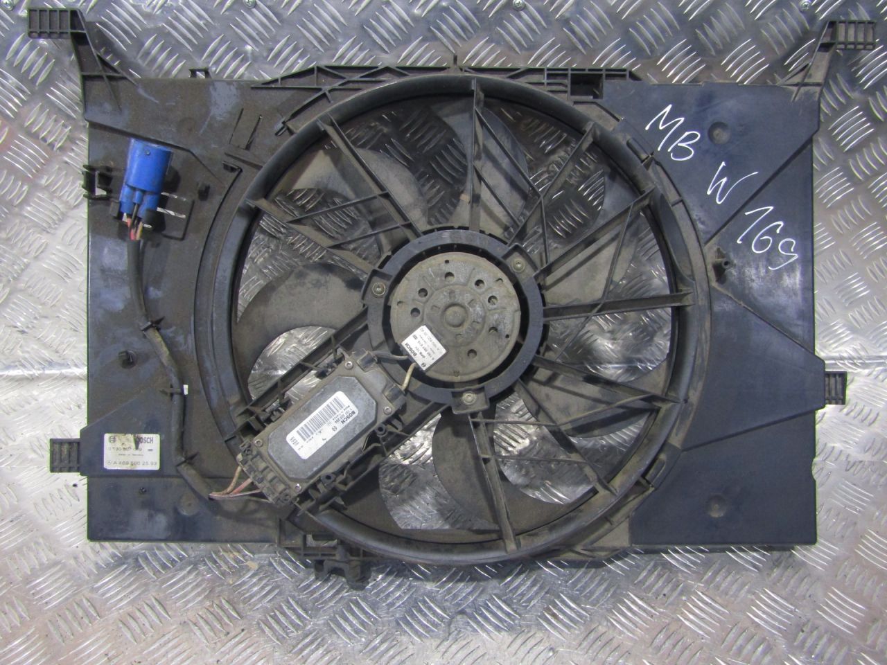 вентилятор радиатора Mercedes-Benz A-Класс W169 (2004 - 2008), 1695050255, 1698203542 - фото №1