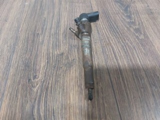 форсунка Renault Scenic 3 поколение [2-й рестайлинг] (2013 - 2016), 1.5 л., DCi, K9K 636, дизель, 166006212R, 8201100113