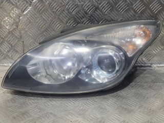 фара левая Hyundai i30 1 поколение FD (2007 - 2010), правый руль, 921012R010