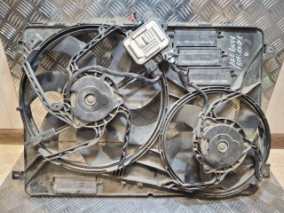 вентилятор радиатора Land Rover Freelander 2 поколение L359 (2006 - 2010), 2.2 л., 224DT, дизель, LR002660, 6G918C607BE, 6G918C607BD, LR011905