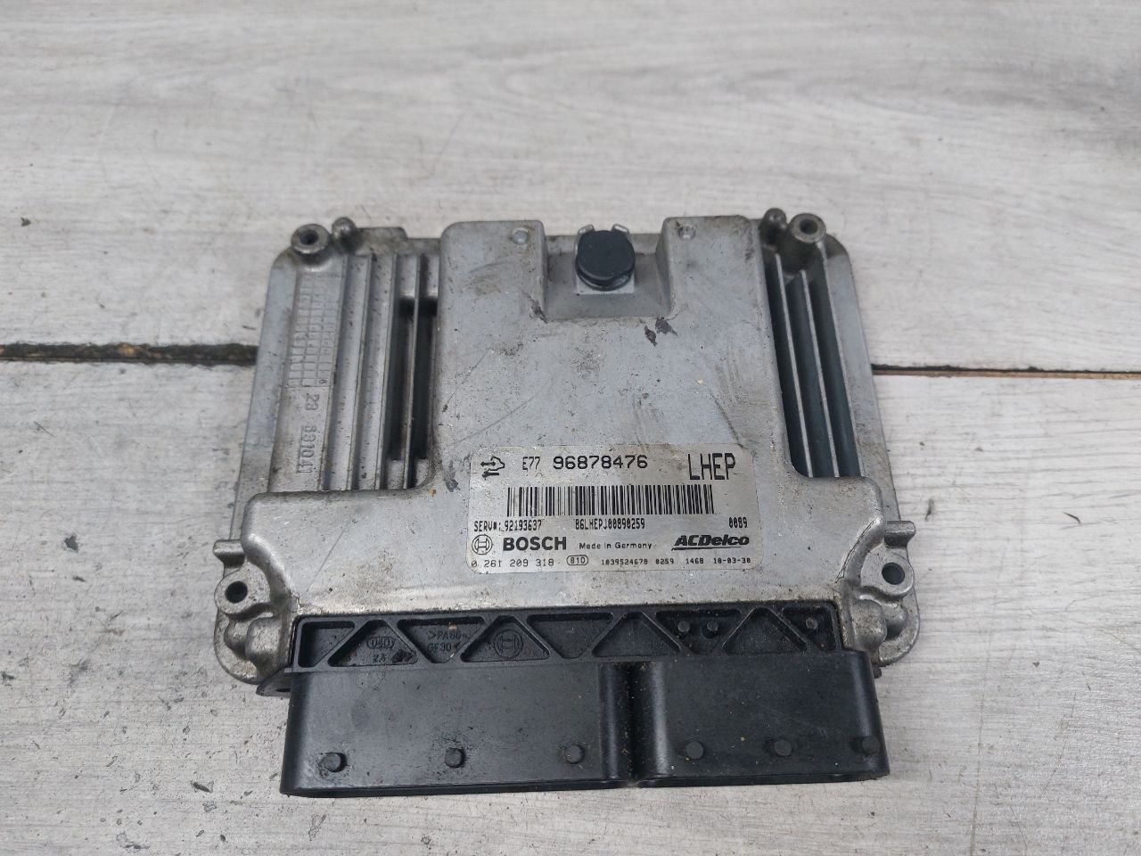 блок управления двигателем Chevrolet Captiva 1 поколение (2006 - 2011), 3.2 л., 10 HM, бензин, 92193637, 96878476 - фото №1