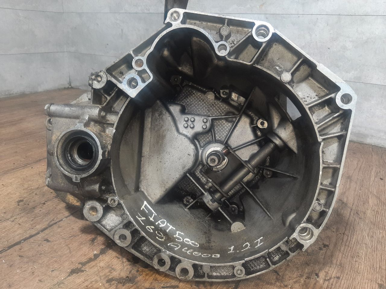 КПП механическая (МКПП) Fiat 500 2 поколение (2008 - 2015), 1.2 л., 169 A4.000, бензин, 55241434, 5106040693 - фото №1