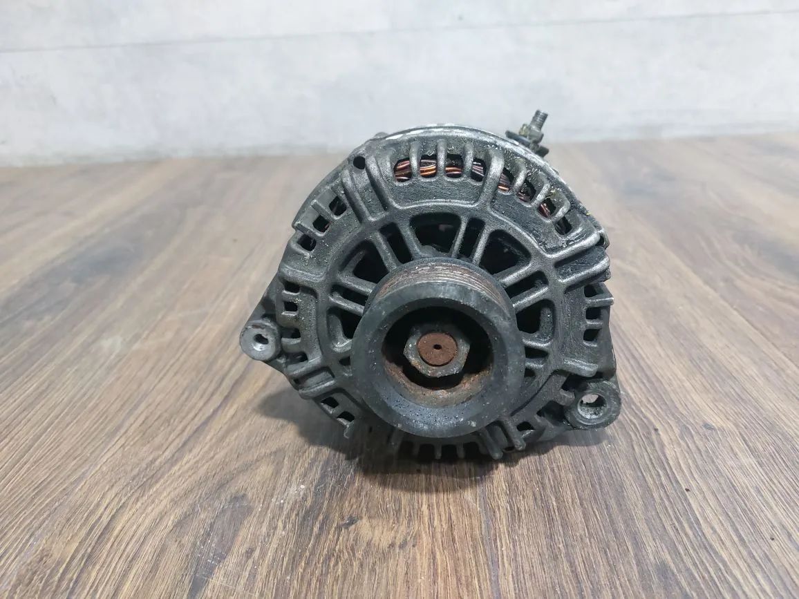 генератор Infiniti QX56 1 поколение JA60 (2004 - 2007), 5.6 л., VK56DE, бензин, 231008S100, 231008S10A, LR1130701 - фото №1