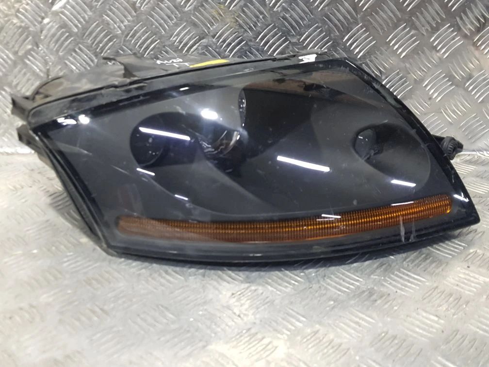 фара правая Audi TT 8N (1998 - 2003), правый руль, 8N0941004BJ - фото №1