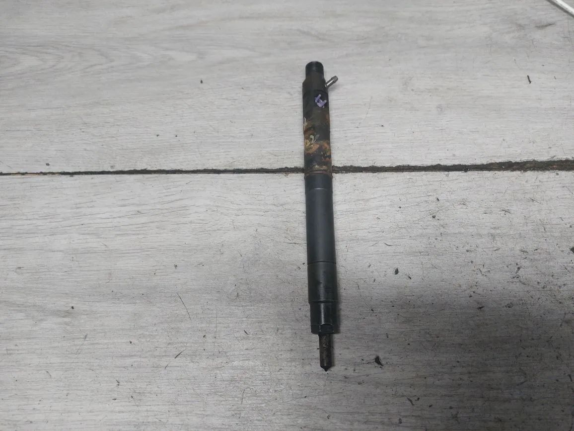 форсунка Great Wall Hover H5 1 поколение (2011 - 2015), 2.0 л., GW4D20, дизель, 1100100ED01 - фото №1