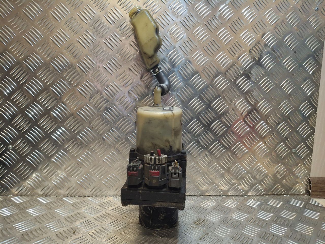 электрогидроусилитель руля Mazda 3 BK (2003 - 2005), BP4L32650E, BP4L32650F, BP4L32650G, BP4L32650H, BP4L32650J - фото №1