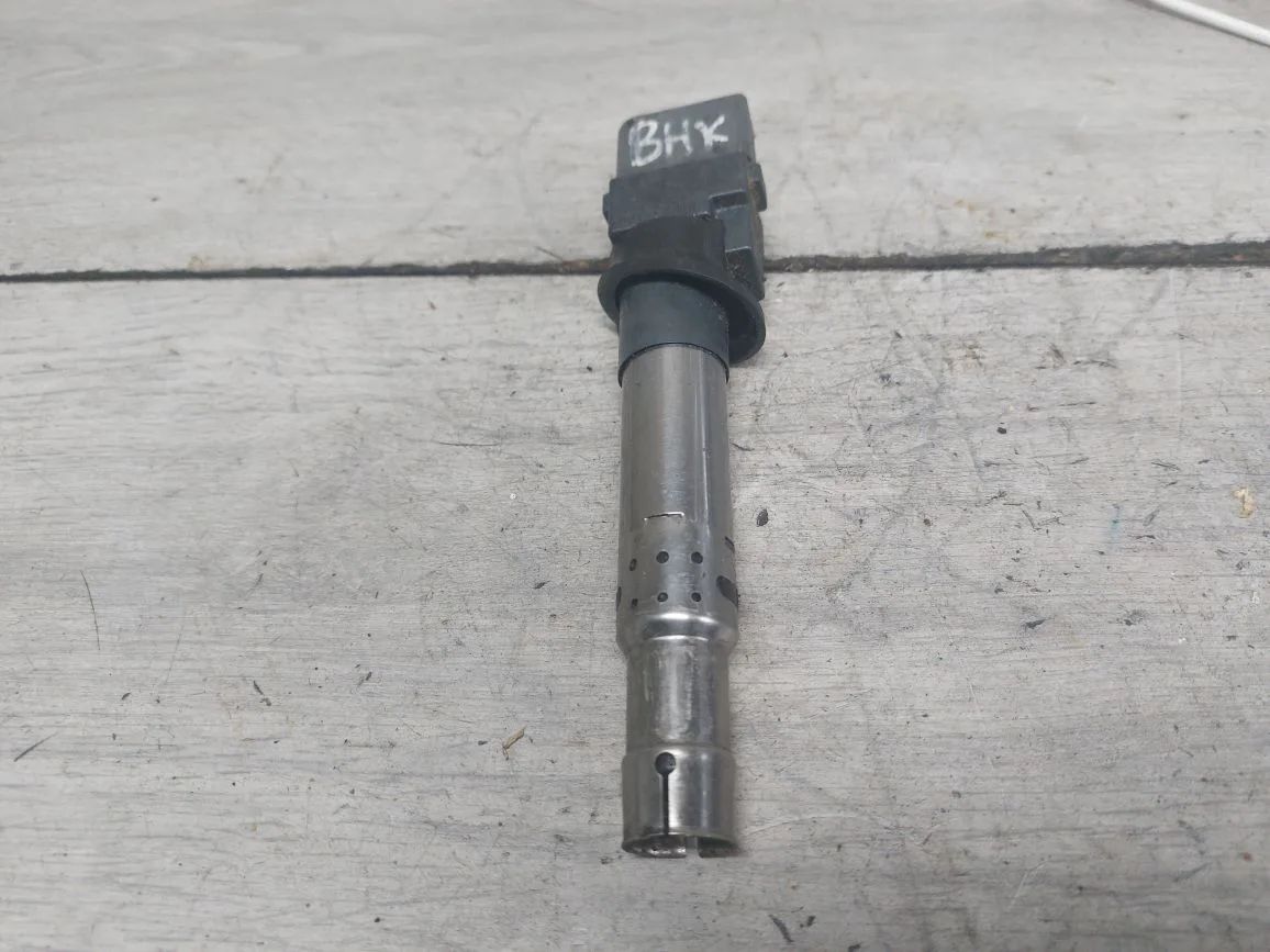 катушка зажигания Volkswagen Touareg 1 поколение (2002 - 2007), 3.2 л., AZZ, бензин, 022905715A, 78412002 - фото №1