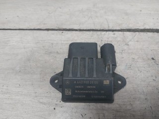 реле накала свечей Jeep Grand Cherokee WK (2004 - 2010), 3.0 л., 642.980, дизель, 6421530379, 6429007801, 6429002800, 6429005801, 0522140709, 0522140710