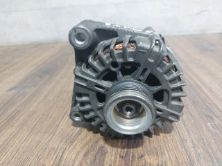 генератор BMW X3 E83 (2003 - 2006), 2.0 л., N47 D20 A, дизель, 12317802261, 12317802619, 7802261, FG18S019, 12318509023, 12318507624
