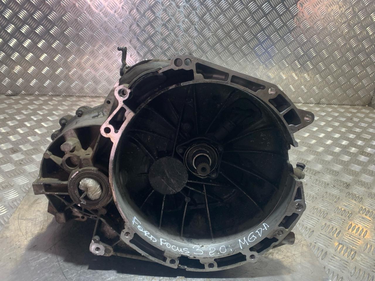 КПП механическая (МКПП) Ford Focus 3 поколение (2011 - 2015), 2.0 л., i, MGDA, бензин, 1693150, BV6R7002AAA - фото №1