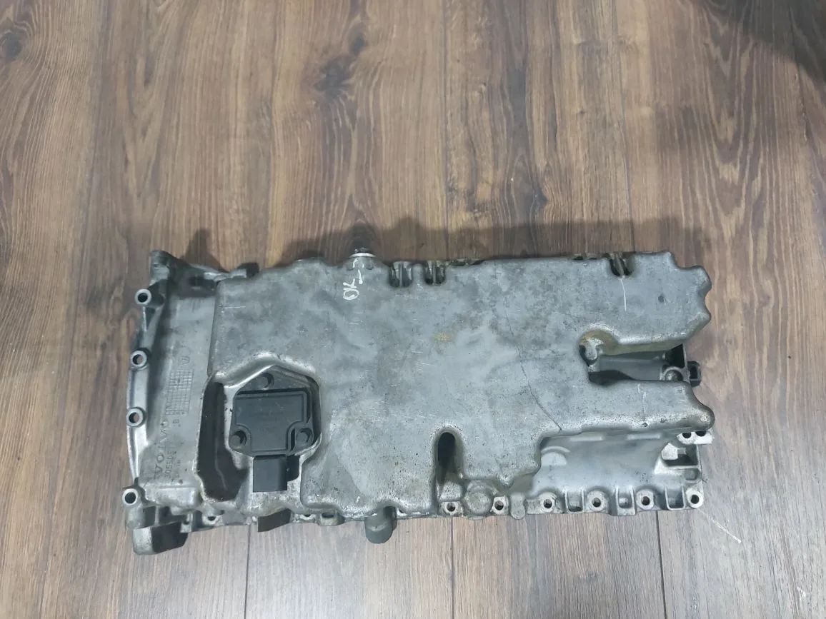 масляный поддон Volvo S80 2 поколение (2006 - 2010), 2.5 л., B 5254 T6, бензин, 30650513, 31316362, 31216298 - фото №1