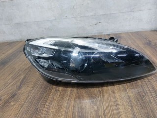 фара правая Volvo V40 2 поколение (2012 - 2016), правый руль, 31383161, 31420010