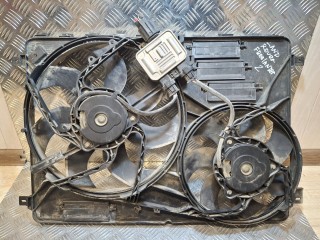 вентилятор радиатора Land Rover Freelander 2 поколение L359 (2006 - 2010), 2.2 л., 224DT, дизель, LR002660, 6G918C607BE, 6G918C607BD, LR011905