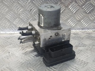 блок ABS Jeep Grand Cherokee 4 поколение [рестайлинг] (2013 - 2016), 3.0 л., CRD, EXF, дизель, АКПП, полный привод, 68227200AD