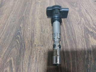 катушка зажигания Audi A6 C5 [рестайлинг] (2001 - 2005), 2.7 л., ARE, бензин, 06A905115D