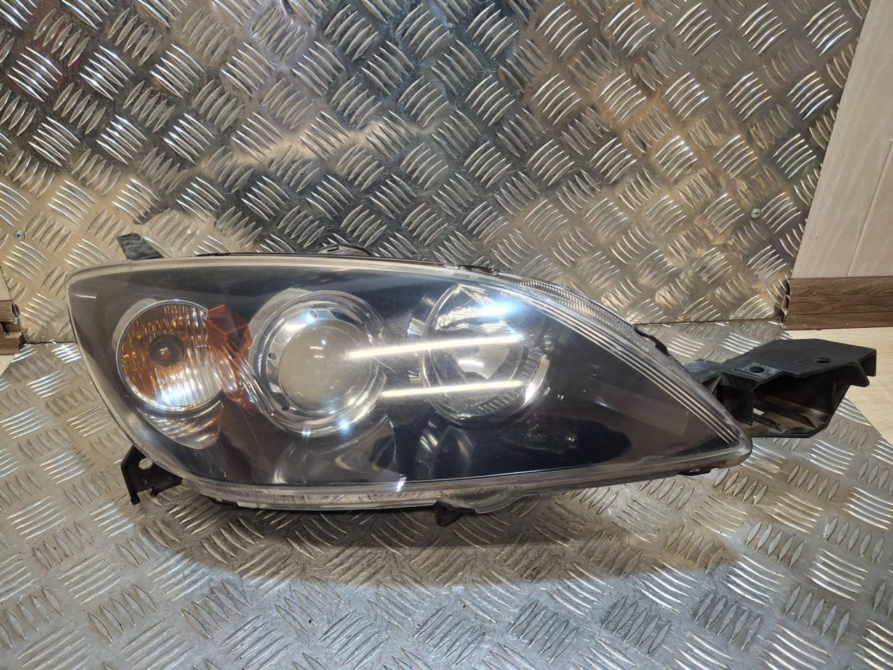 фара правая Mazda 3 BK (2003 - 2005), хетчбэк 5 дв., правый руль, BP4K510K0D - фото №1