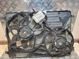 вентилятор радиатора Land Rover Freelander 2 поколение L359 (2006 - 2010), 2.2 л., 224DT, дизель, LR002660, 6G918C607BE, 6G918C607BD, LR011905