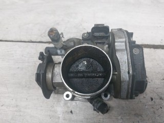 заслонка дроссельная Volkswagen Transporter T4 (1990 - 2003), 2.5 л., AET, бензин, 06A133064B