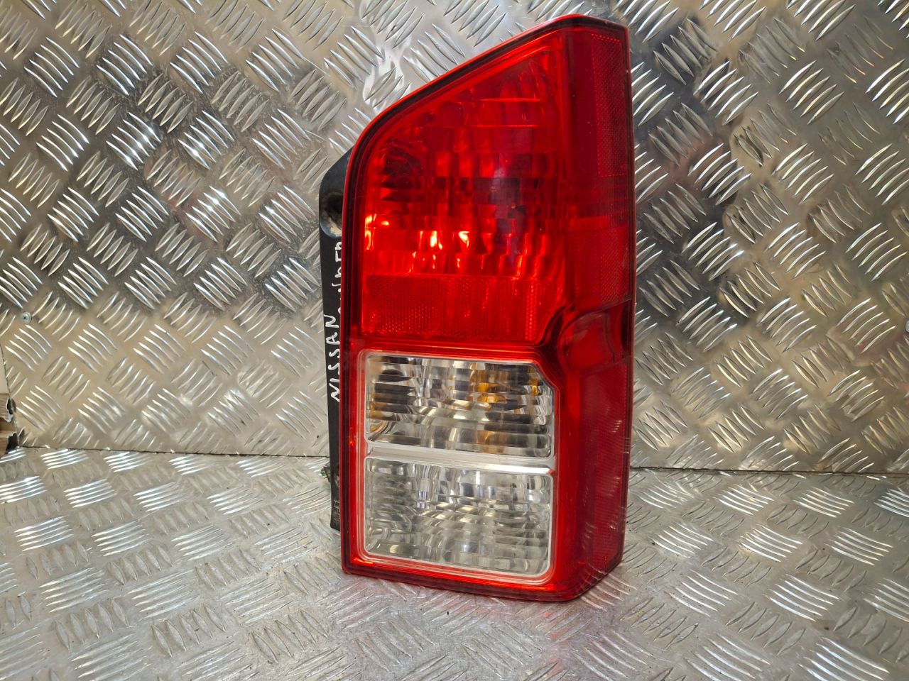 фонарь задний правый Nissan Pathfinder R51 (2004 - 2010), 26550EB30C - фото №1