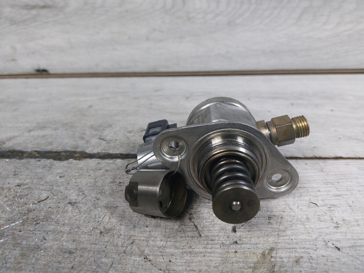 ТНВД Volkswagen Passat CC 1 поколение (2008 - 2012), 1.8 л., TSI, CDAA, бензин, 06H127025K, 06H127025N, 06H127025G, 06H127025M, 06H127025Q, 06H127025R, 06H127025E, 0261520472, 06H127025P, 06H127026, 0261520176 - фото №1