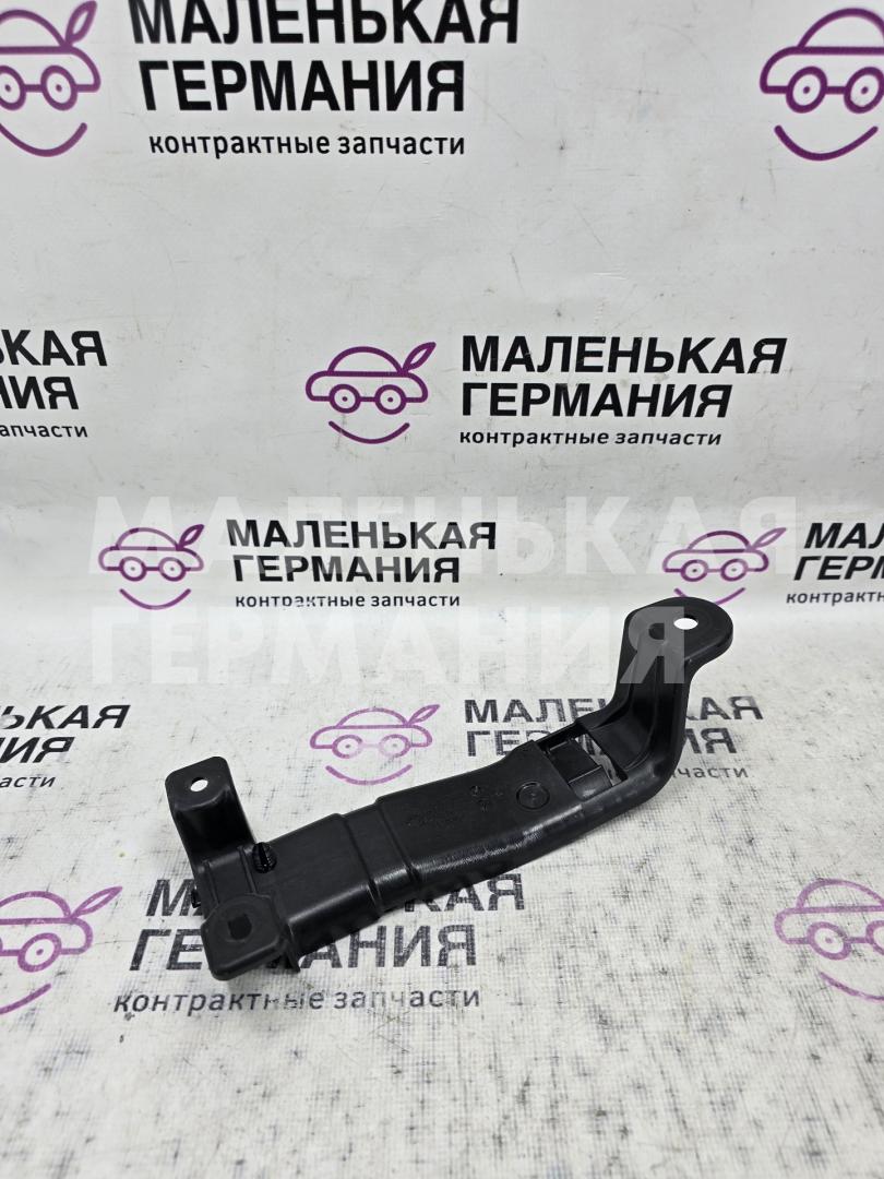 крепеж салона BMW M5 F10 2012, 4.4 л., S63 B44 B, бензин, робот, 300 alpinweiss 3, седан, задний привод, правый руль, 61139225996, 9225996 - фото №1