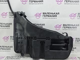бачок омывателя BMW M5 F10 2012, 4.4 л., S63 B44 B, бензин, робот, 300 alpinweiss 3, седан, задний привод, правый руль, 8050439, 7269663, 7269664, 7269665, 7269666, 8050439