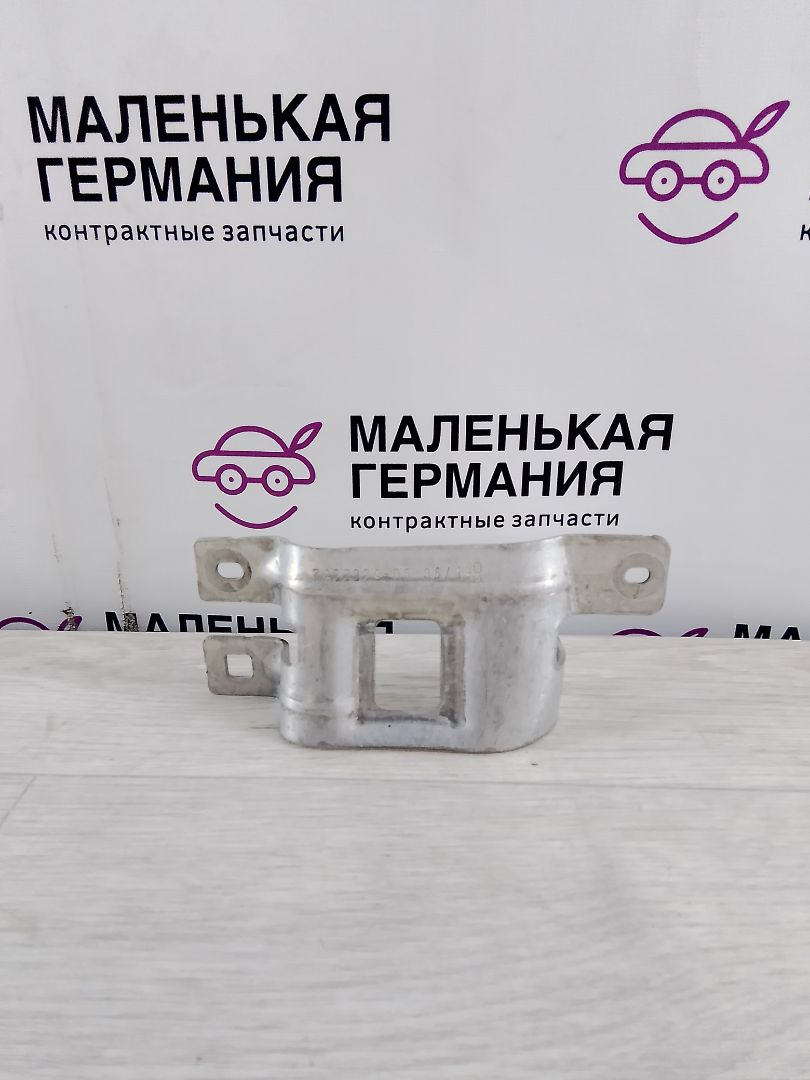 кронштейн (крепление) BMW 3 серия G20 2020, 2.0 л., B46 B20 B, бензин, АКПП, белый alpinweiss 3 (300), седан, задний привод, 51117422224, 7422224 - фото №1