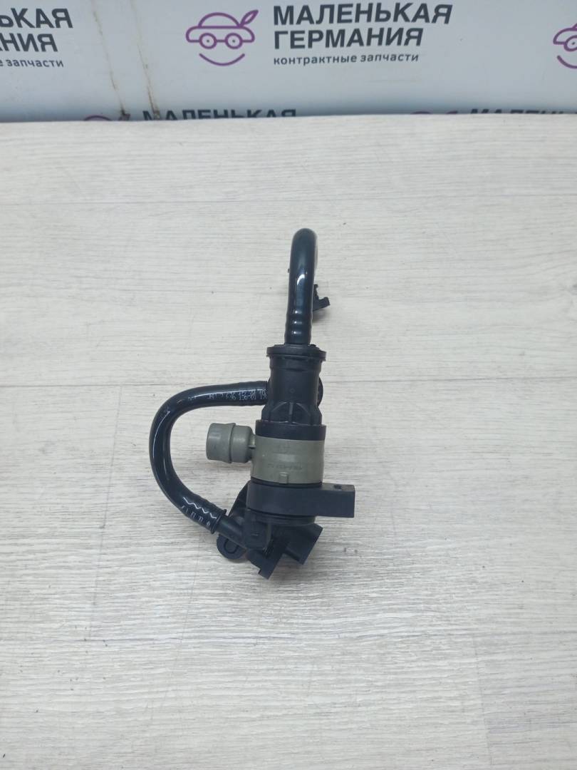 электромагнитный клапан BMW 3 серия F30/F31/F34 F30 2012, 3.0 л., N55 B30 A, бензин, АКПП, black sapphire metallic (475), седан, задний привод, 13907636156, 7636156, 7585278, 7636155 - фото №1