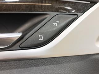 Кнопка блокировки двери BMW 5 серия G30/G31 G30 2017, 2.0 л., B47 D20 A, дизель, АКПП, black sapphire metallic (475), седан, задний привод, правый руль, 9860545, 61319860545