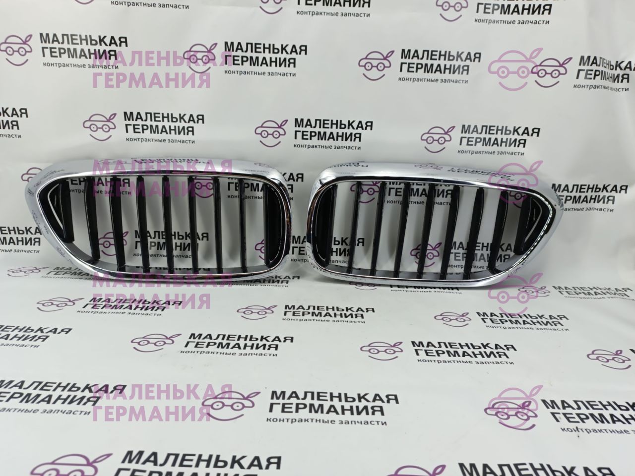 заглушка (решетка) в бампер BMW 5 серия G30/G31 G31 2017, 2.0 л., B48 B20 B, бензин, АКПП, alpinweiss 3 (300), универсал, правый руль, 51137383520, 7383520, 51137383519, 7383519 - фото №1